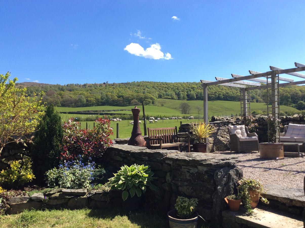 Crosslands Farm Hotell Kendal Exteriör bild